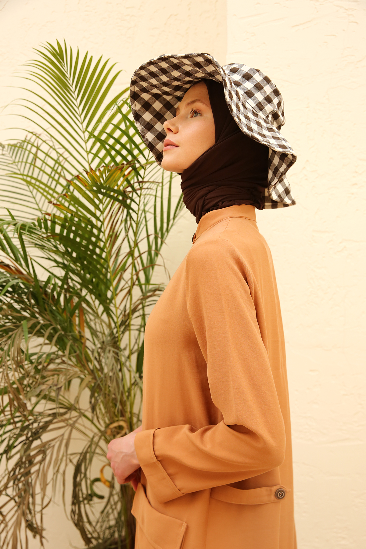 Comfy Button Front Viscose Abaya With Pocket