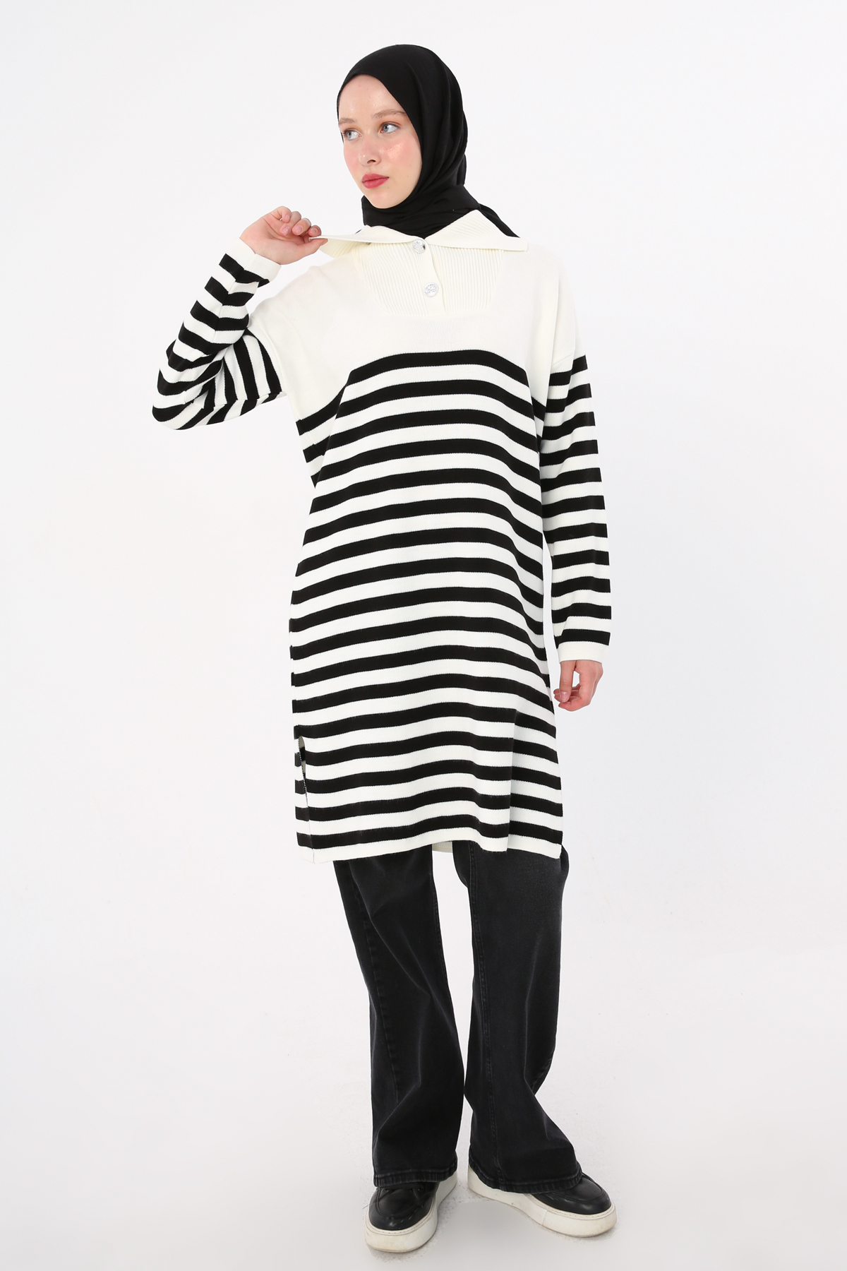 Buttoned Collar Striped Knitwear Tunic